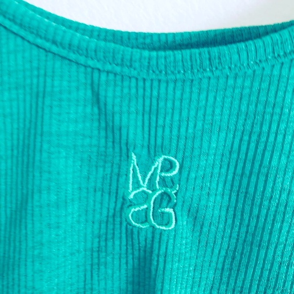 Green Ribbed & Layered Tank Top - Picture 7 of 9